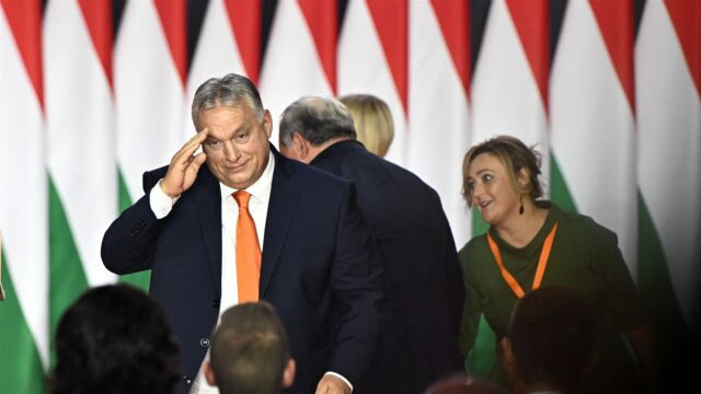 Europees rechts feliciteert Wilders: 'Orbán ruikt bloed, heeft met Wilders jager erbij'