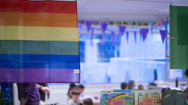 Gedoe op veel middelbare scholen rond Paarse Vrijdag