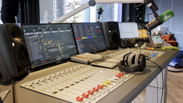 Vrouwelijke zangstemmen schaars op Nederlandse radiozenders
