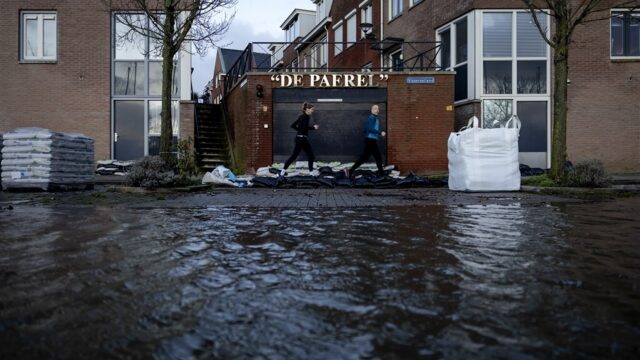Podcast De Dag: Hoogwatervrees op het Visserseiland
