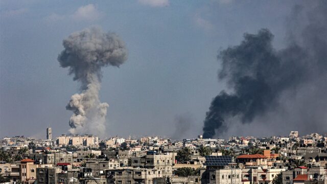 Overleven in Rafah: 'Gisteren zwom ik letterlijk in het bloed'