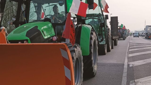 Italiaanse boeren geven muziekfestival politiek tintje