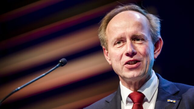 Van der Staaij (Raad van State) kritisch over inzet noodwet: 'Niet voor elke lastige kwestie geschikt'