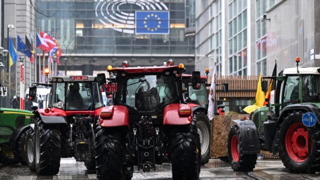 Boeren protesteren met succes in Brussel: 'Commissie terug naar tekentafel'