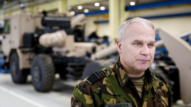 Oekraïne mag Nederlandse F-16's in Rusland inzetten, zegt Commandant der Strijdkrachten