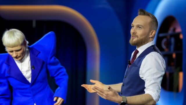Podcast De Dag: hoe Lubach de lach naar de avond bracht