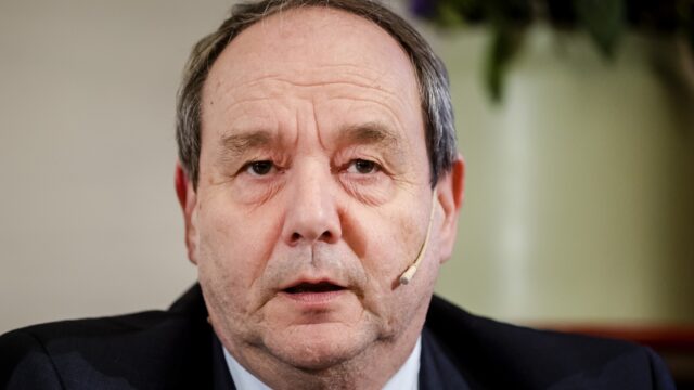 Staatssecretaris Vijlbrief hekelt beslissing Shell en Exxon: 'Hadden meer moeten doen aan veiligheid in Groningen'
