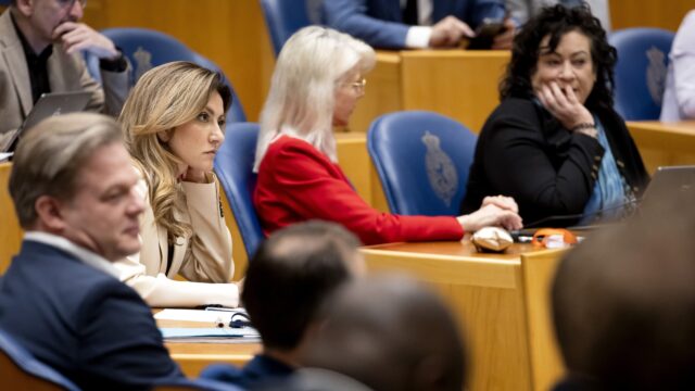 Kamer wijst twee nieuwe informateurs aan: 'Hebben ruime ervaring'