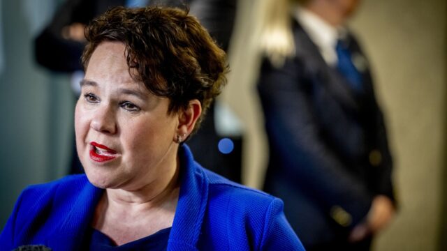 Sharon Dijksma (VNG): dit kabinet creëert eigen asielcrisis