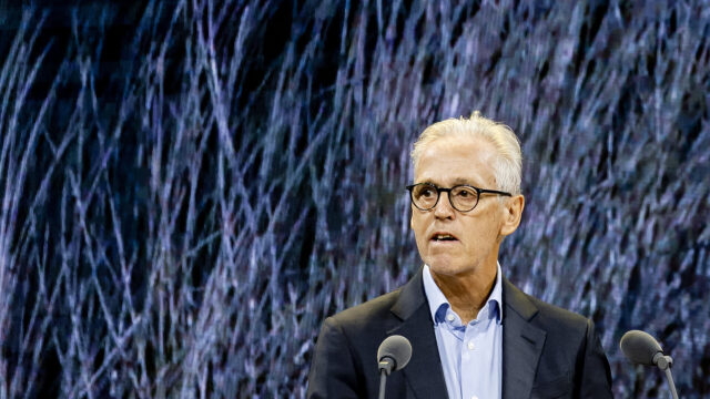 Journalist Derk Sauer (72) overleden