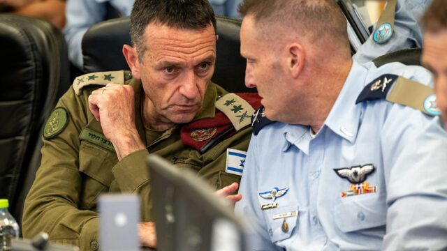 Podcast De Dag: naar wie luisteren Israël en Iran nu?
