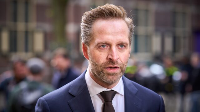 Hugo de Jonge wil niet in nieuw kabinet en zwijgt over Rotterdam: 'Procedure is vertrouwelijk'