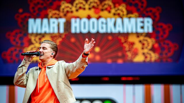 Christenen verdeeld over 'In de naam van Jezus' van Mart Hoogkamer