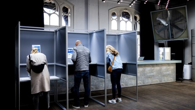 Lokaal referendum vaak onduidelijk, bijvoorbeeld in Amsterdam: 'Geen kiezer begreep dit'