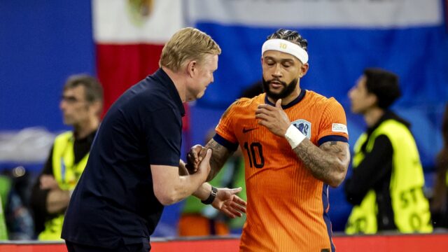 Koeman laat Depay staan. Terecht? 'Hij is een icoon van een generatie die het nét niet is'