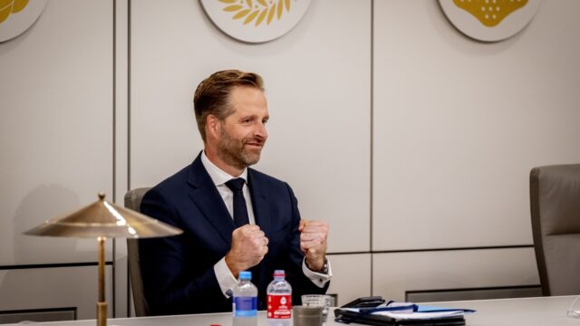 Huurwet van Hugo de Jonge 'rijdt meer woningen bouwen volledig in de wielen'
