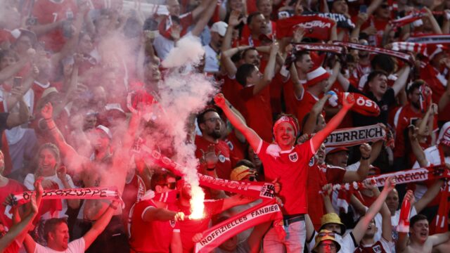 Waarom zongen Oostenrijkse fans massaal 'I am from Austria' na hun winst op Oranje?
