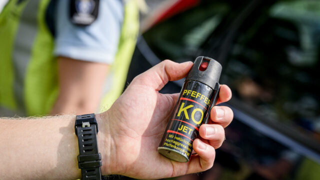 Vrouwen veiliger door pepperspray in hun tas? 'Het is eerder schijnveiligheid'