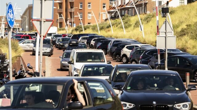 Stand.nl: 'We zijn te afhankelijk geworden van de auto'