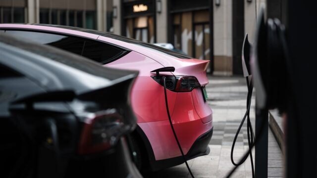 Waar blijft de Europese Tesla?