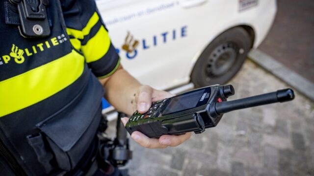 Toenemende spanningen binnen de politie: antisemitisme of bredere maatschappelijke breuk?