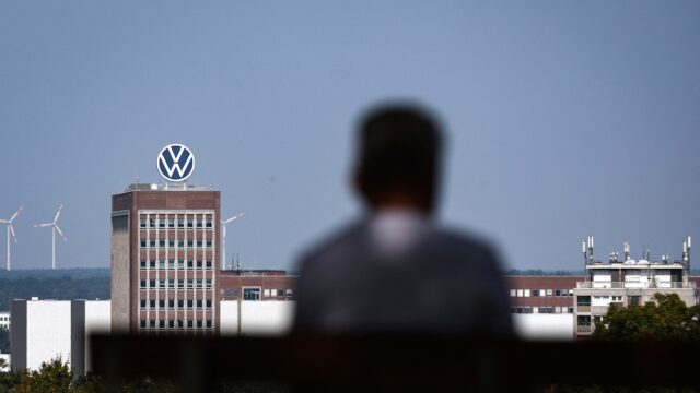 Volkswagen in zwaar weer: overweegt fabrieken in Duitsland te sluiten