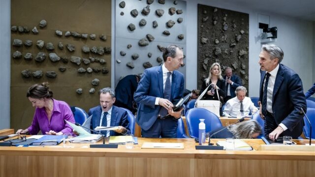 Stand.nl: 'De oppositie stelt deze algemene beschouwingen nog weinig voor'