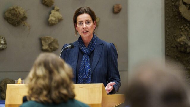 Oproep voor meer vrouwen in de gemeentepolitiek: 'Een goed begin'