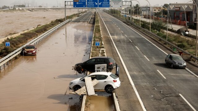 Wereld Meteorologische Organisatie pleit voor meer waarschuwingssystemen na overstromingen Spanje