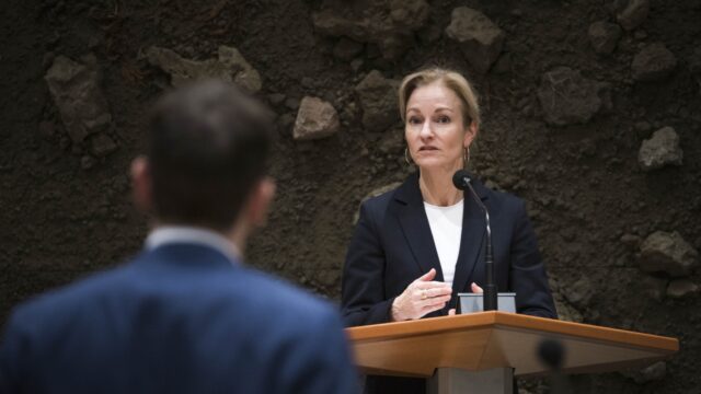 'Lilian Helder kan wel een spindoctor gebruiken'