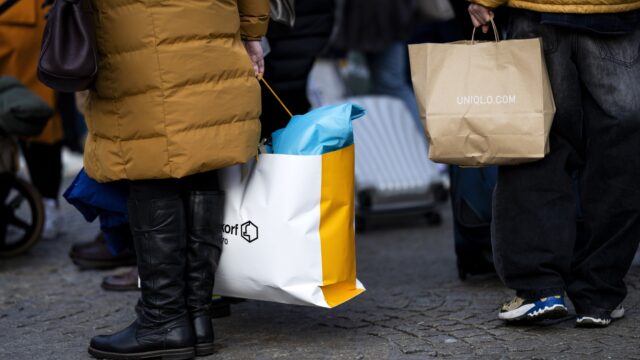 Vrouwen van criminelen: 'Zijn vriendin ging shoppen zonder limiet'