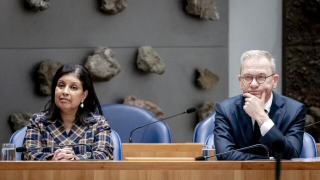 Podcast De Dag: 'Staring contest' in het onderwijsdebat