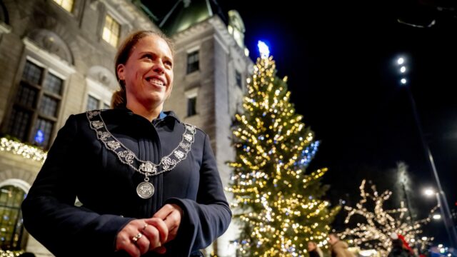 Zelfredzaamheid? Burgemeester Carola Schouten van Rotterdam spreekt liever van 'samenredzaamheid'