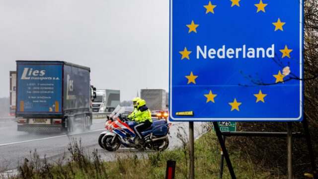 Podcast De Dag: eigen grenscontrole eerst
