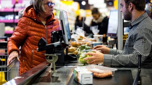 Stand.nl: 'De politiek moet ingrijpen om de supermarktprijzen te verlagen'