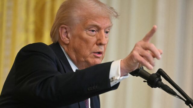 Deze risico's neemt Donald Trump met het ontslaan van duizenden Amerikaanse gezondheidsspecialisten