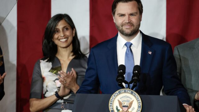 Wat staat er op de agenda van JD Vance en zijn vrouw Usha Vance in Groenland?