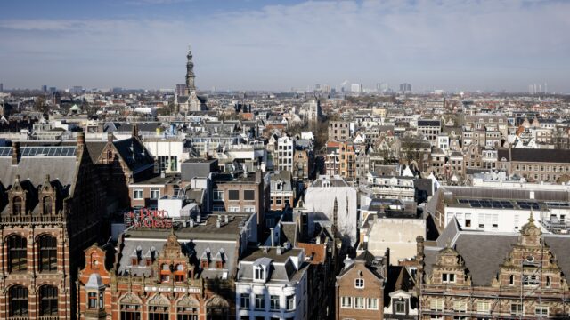 'Amsterdam weer aantrekkelijkste stad om te wonen, Maastricht grootste stijger'