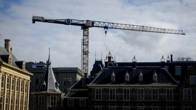 Overheid overtreedt haar eigen wetgeving door schijnzelfstandigheid