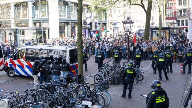 Politiebond wil bodycams voor ME’ers na spanningen rond demonstraties