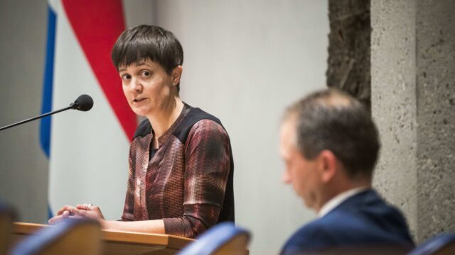 Nieuw pensioenstelsel geeft grote druk op kapitaalmarkt: 'Nu is het belangrijk om de brief van je pensioenfonds te openen'