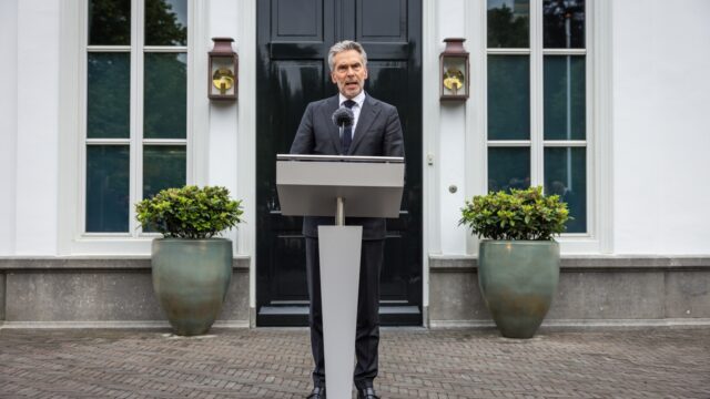 Kabinet gevallen, alle PVV-bewindslieden stappen op