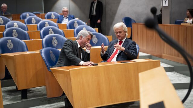 Wat doet de val van het kabinet met het vertrouwen van de PVV-achterban?