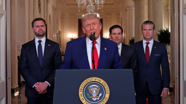 Stand.nl: 'Met de aanval op Iran heeft Trump een te groot risico genomen'