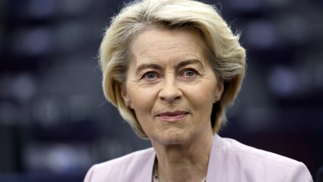 CDA-Europarlementariër over Von der Leyen: 'Voor mij geen probleem om sms'jes vrij te geven'