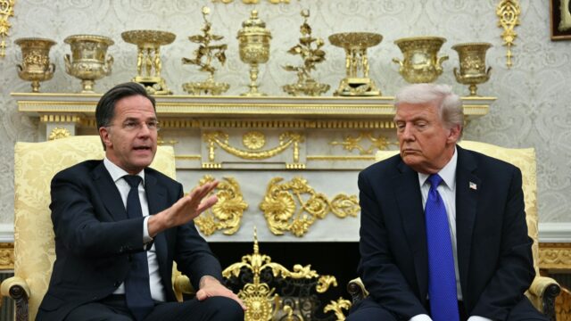 Trump komt met sancties tegen Rusland na gesprek met Rutte