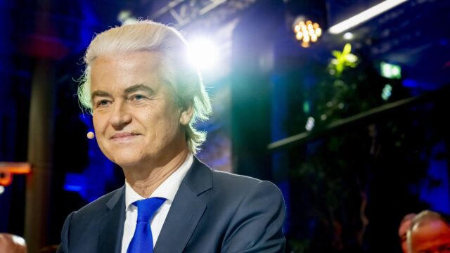 Waarom laat Geert Wilders zich zo weinig zien in de media?