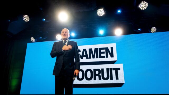 Hoe kan het dat GroenLinks-PvdA niet écht groot is geworden?