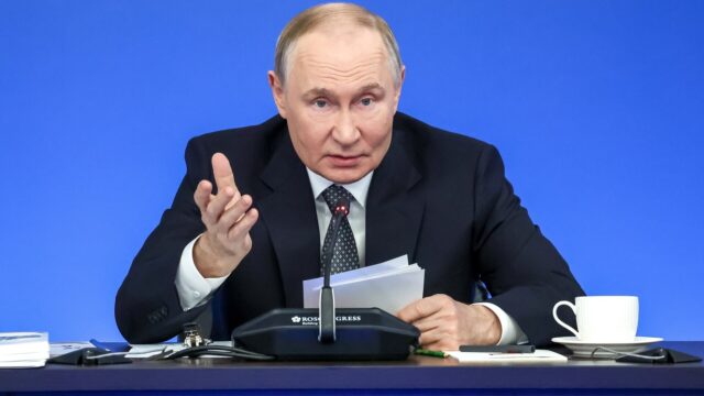 Poetin gaat weer kernwapens testen