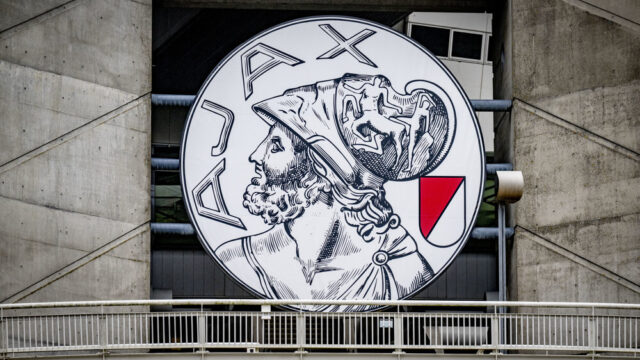 Nieuw boek over Ajax: hoe de affaire Overmars een 'verziekte clubcultuur' blootlegt